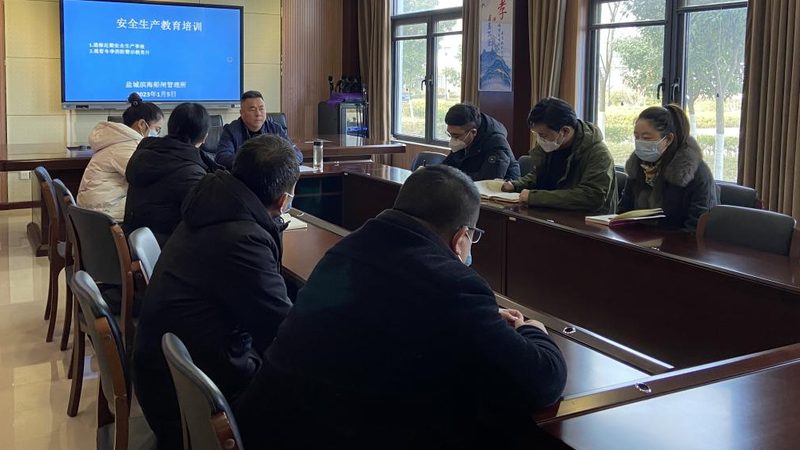 心理咨询师培训代理公司，如何选择更合适？**